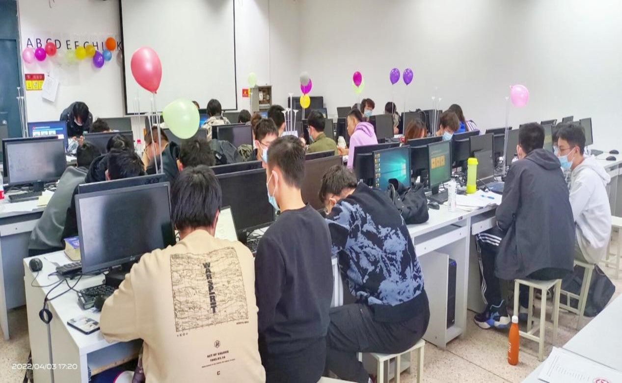 2022年ACM-ICIPC国际大学生程序设计竞赛(新疆赛区)圆满落幕