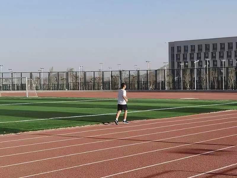 未来技术学院学子喜迎第14个“全民健身日”，以健康体魄迎接党的二十大胜利召开